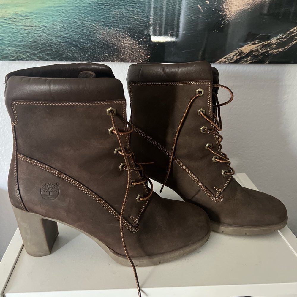 Timberland high heel boot size 9.5w
